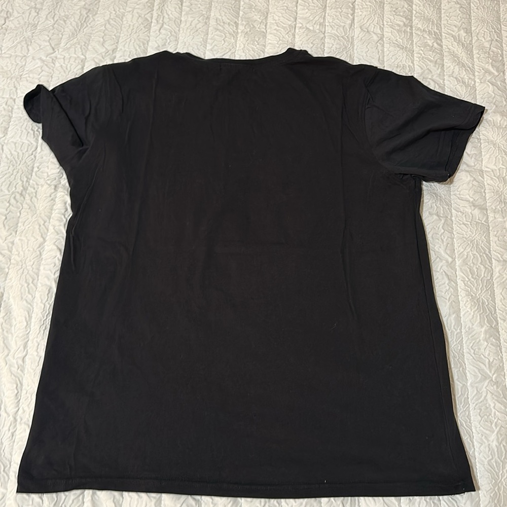 Roberto Cavalli T shirt Used bust still in good condition. - Picture 4 of 8